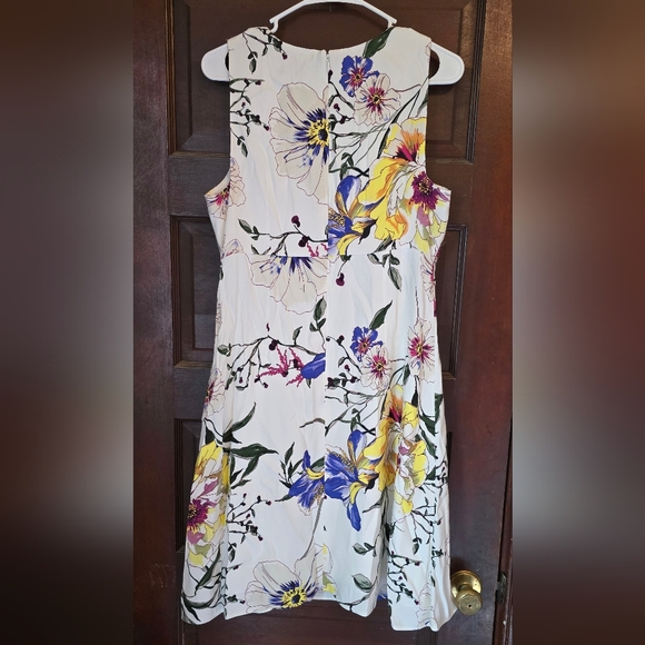 Banana Republic Floral Sleeveless Dress - White with Multicolor Flowers - Picture 2 of 4